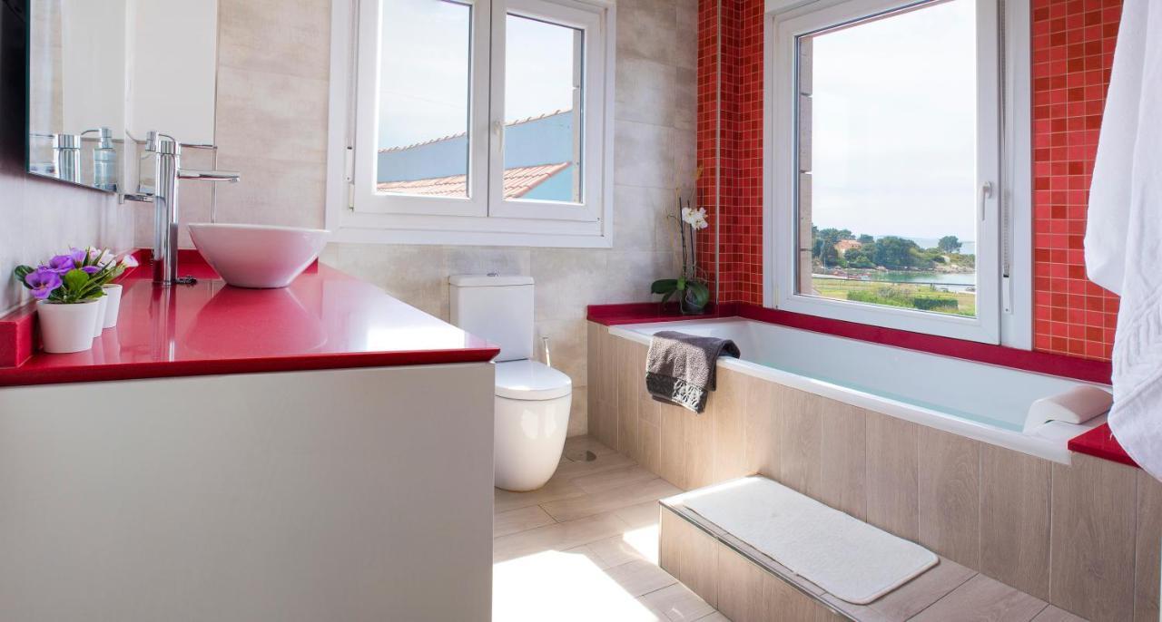 Casa Feitina: Vistas Al Mar, Moderna Y Funcional Villa A Illa de Arousa Buitenkant foto